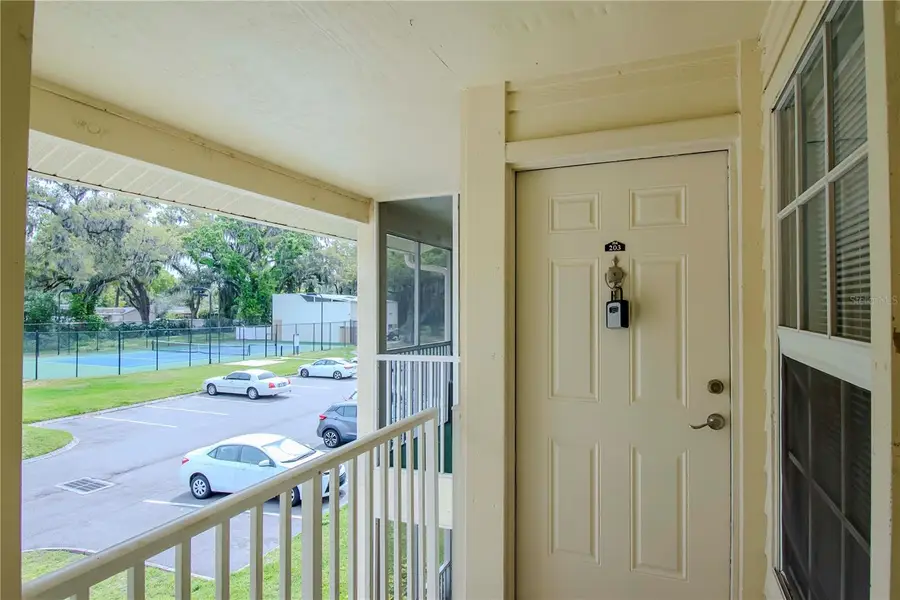 314 Lake Parsons Green #203, Brandon, FL 33511 - Image #2