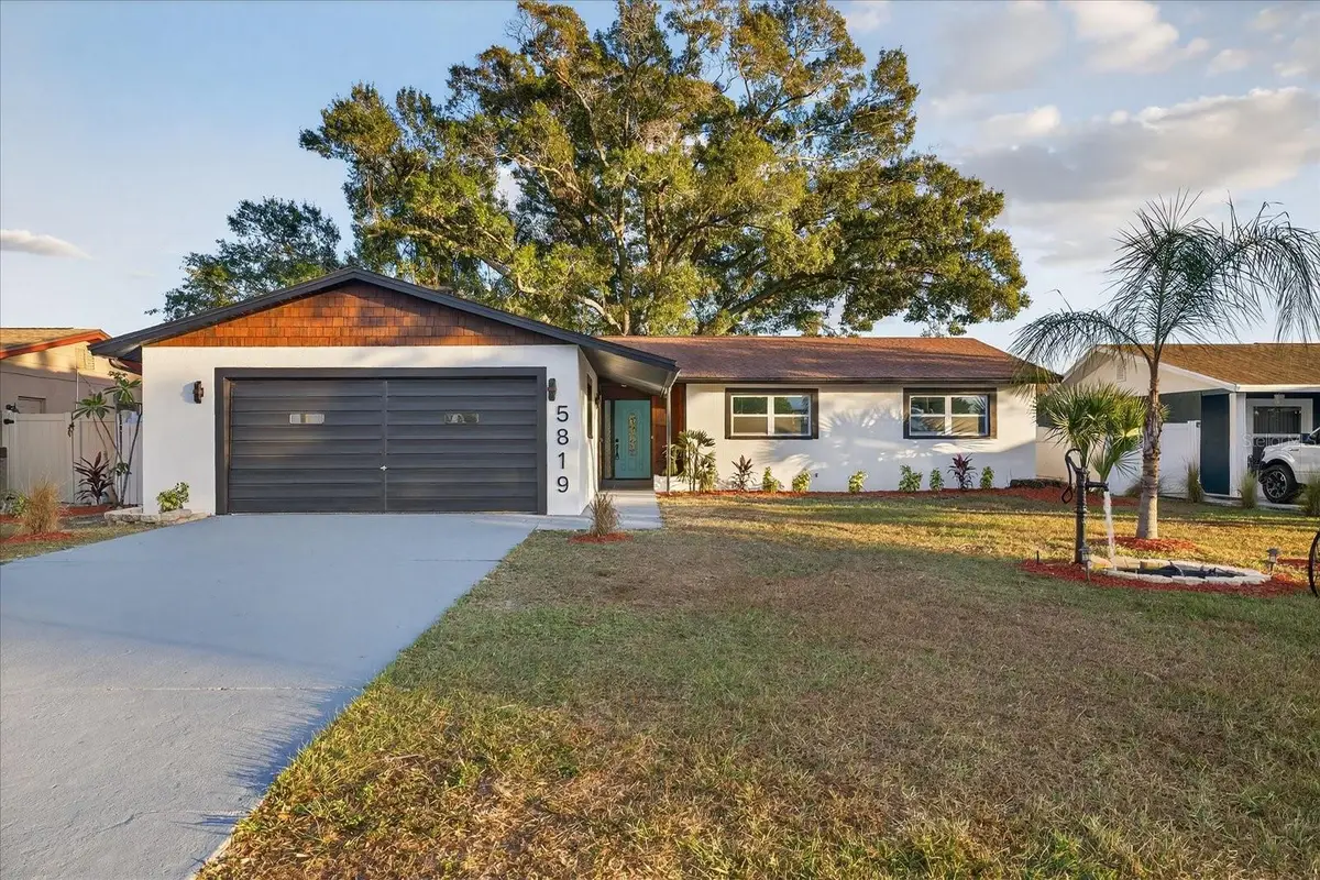 5819 Tampa Shores Boulevard, Tampa, FL 33615 - Image #1