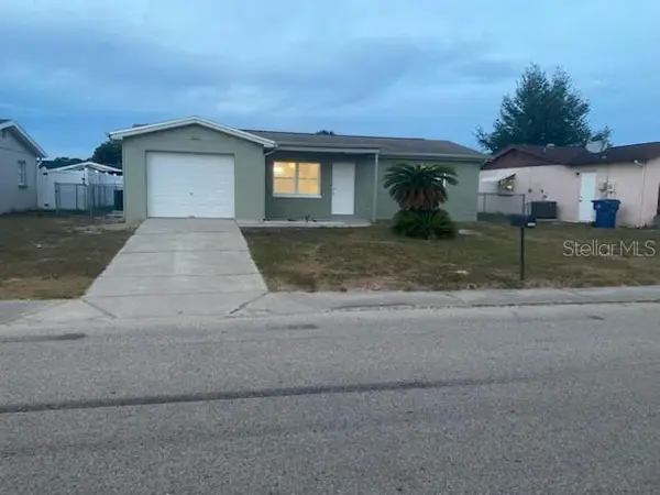 8227 Saybrook Drive, PORT RICHEY, FL 34668