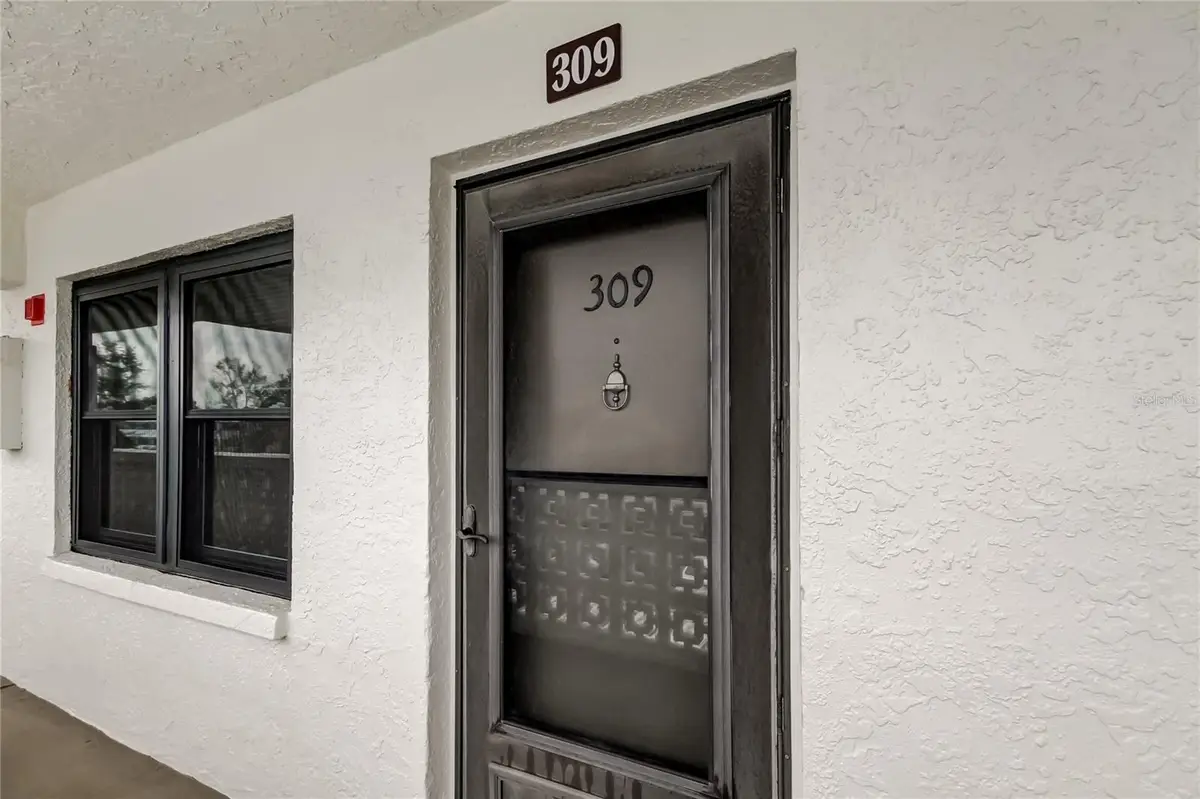 4910 Bay Street Ne #309, Saint Petersburg, FL 33703 - Image #1