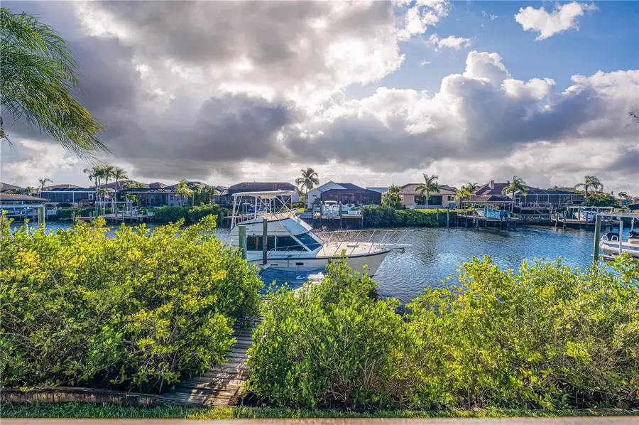 930 Symphony Isles Boulevard, Apollo Beach, FL 33572 - Image #3