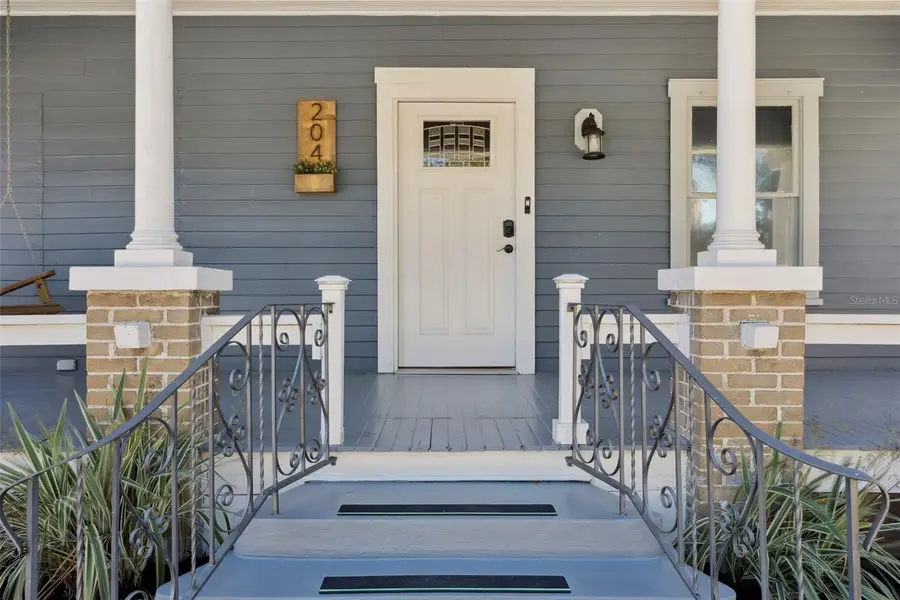 204 W Floribraska Avenue, Tampa, FL 33603 - Image #2