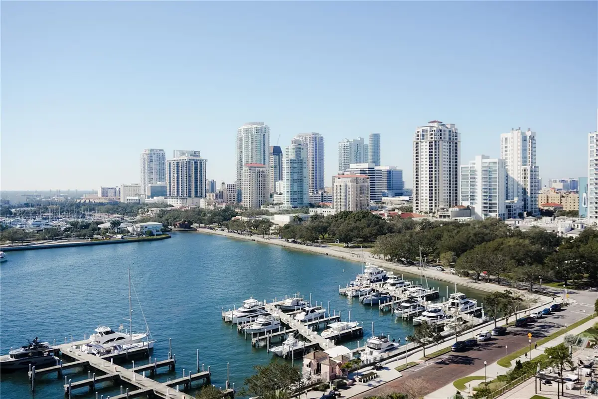 555 5th Avenue Ne #1302, Saint Petersburg, FL 33701 - Image #1