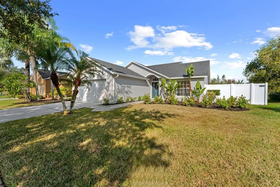 31847 Grand Reserve Place, Wesley Chapel, FL 33545 - Image #3