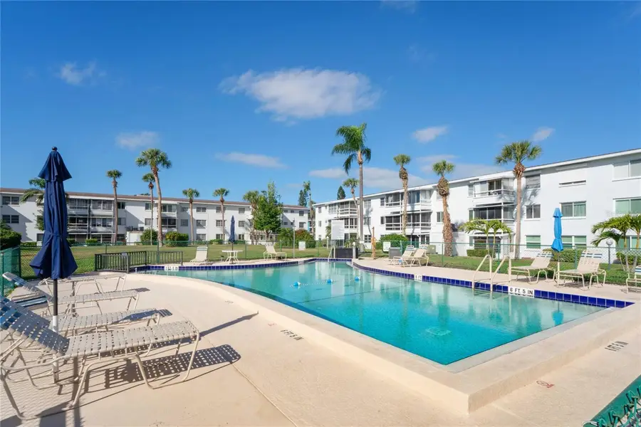 5873 Palm Lane #B33, Bradenton, FL 34207 - Image #2