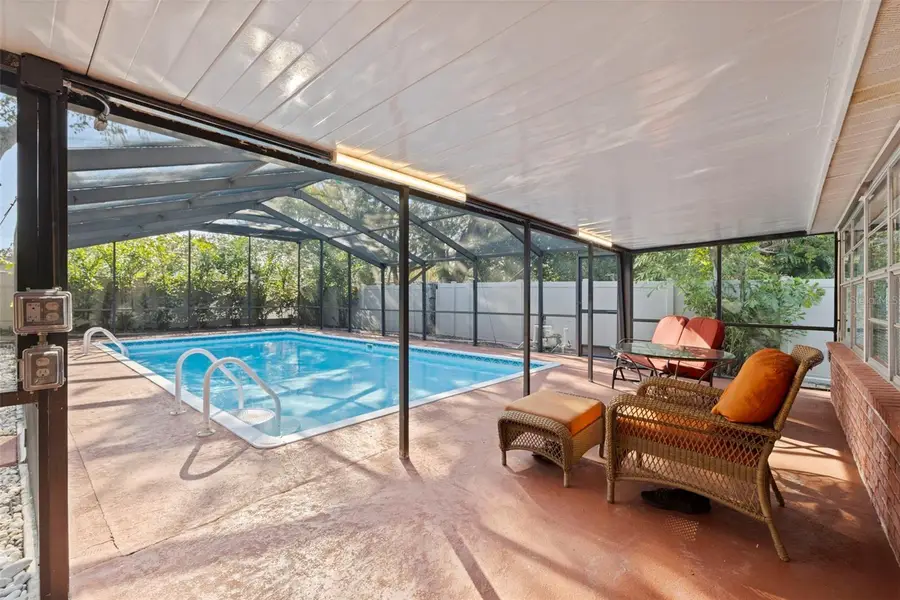 1420 W Bogie Drive, Tampa, FL 33612 - Image #3