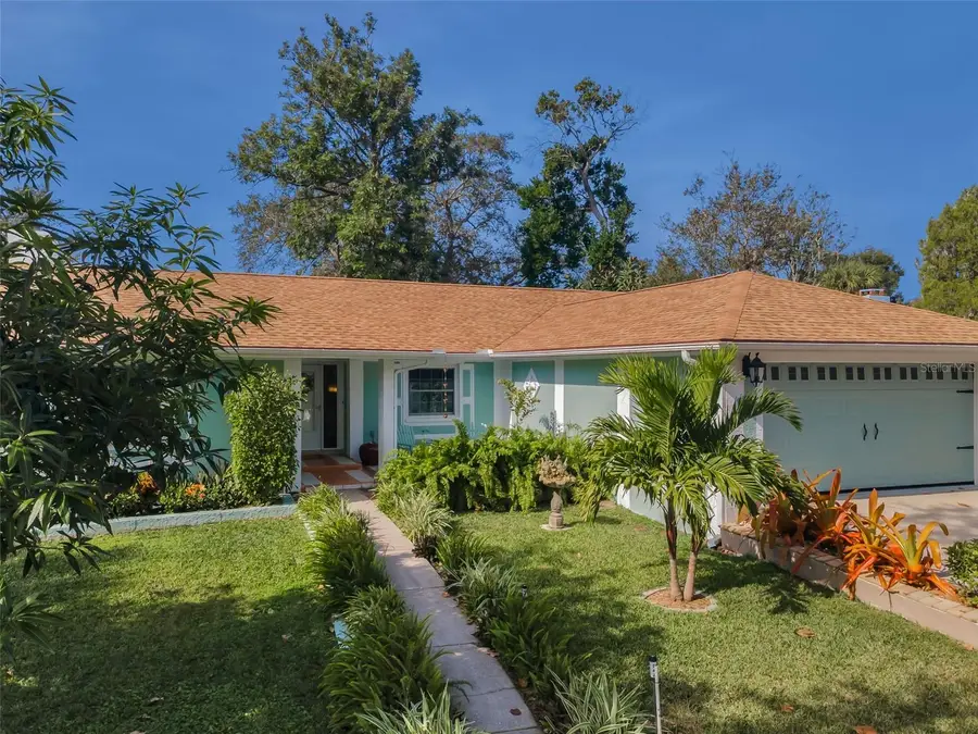 1031 Anclote Drive, Tarpon Springs, FL 34689 - Image #2