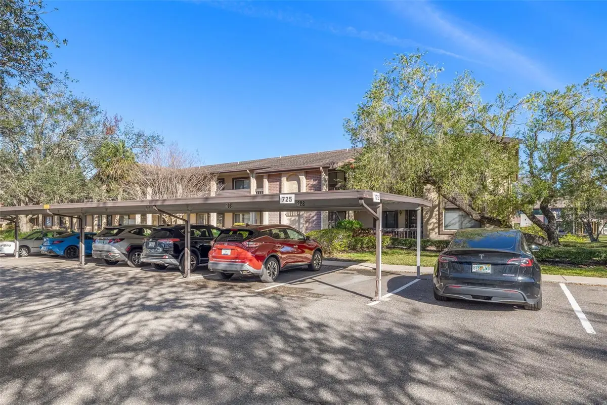 725 83rd Avenue N #205, Saint Petersburg, FL 33702 - Image #1