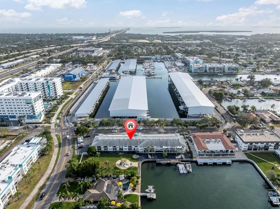 3717 46th Avenue S #6, Saint Petersburg, FL 33711 - Image #2