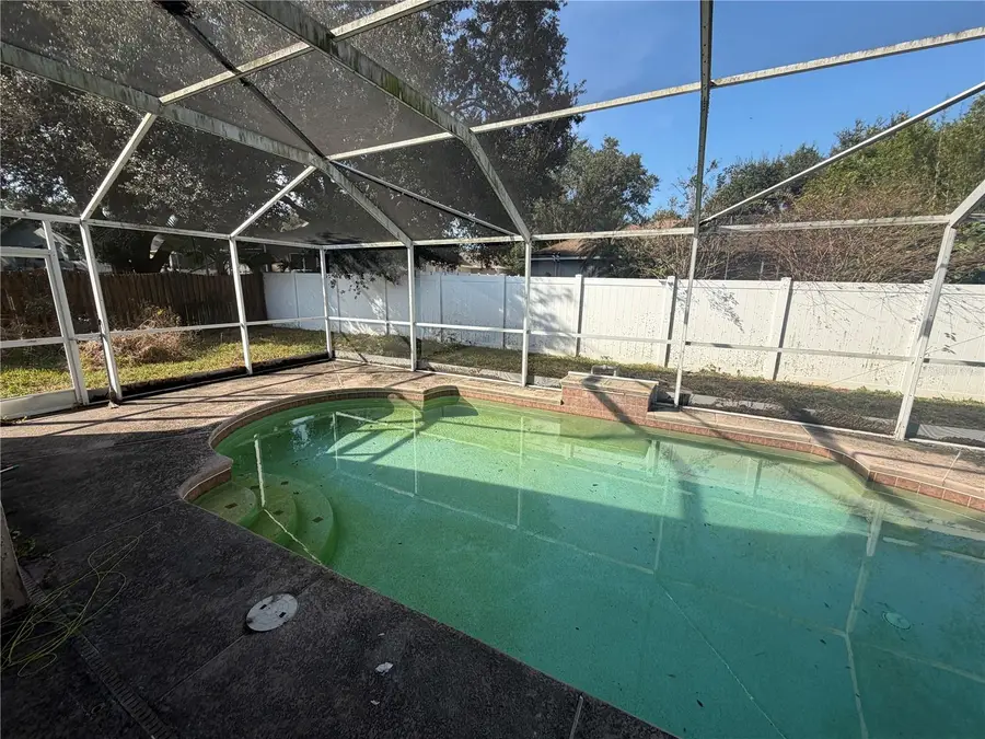 3041 Beaver Pond Trail, Valrico, FL 33596 - Image #3