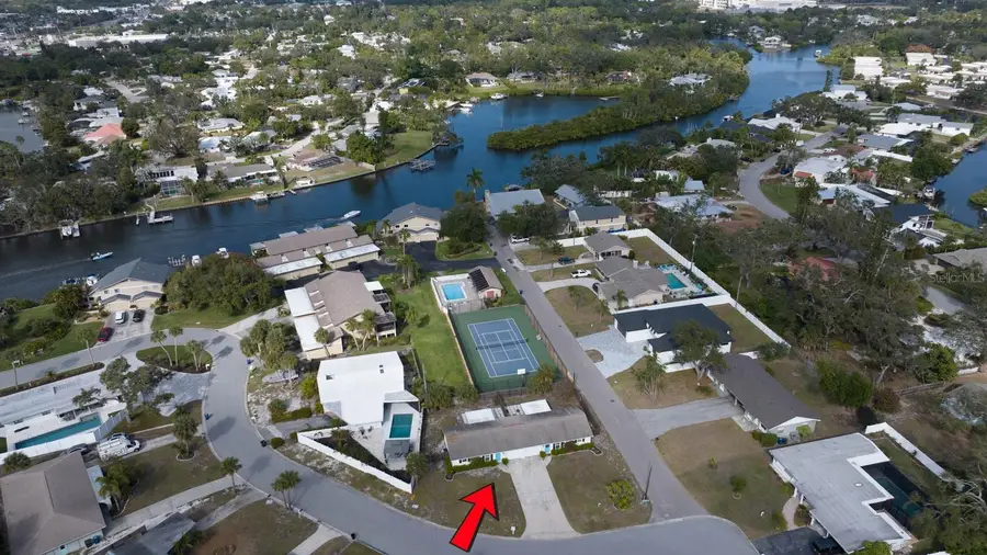 2237 Michele Drive, Sarasota, FL 34231 - Image #2