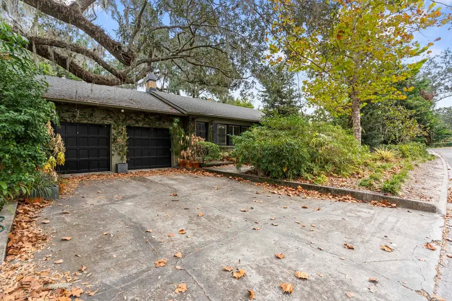 617 S Riverhills Drive, Temple Terrace, FL 33617 - Image #2