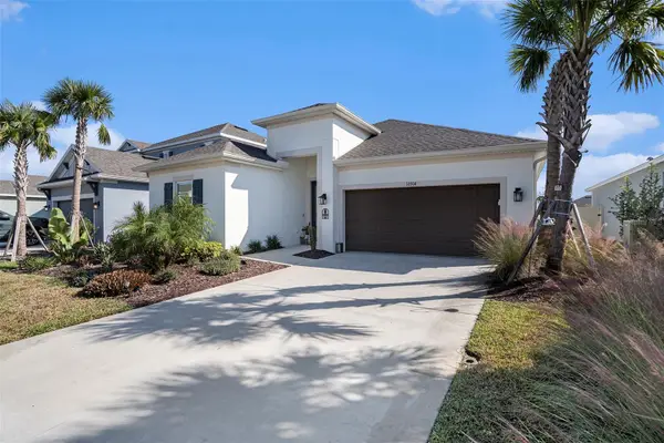 10914 Fieldstone Drive, PALMETTO, FL 34221