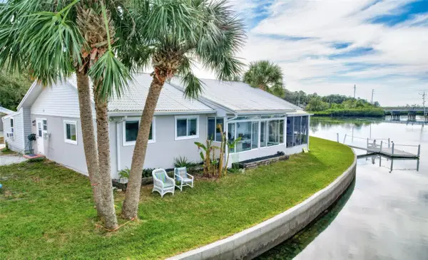 9017 Petal Court, HUDSON, FL 34667