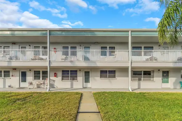 5246 81st Street N #24, ST PETERSBURG, FL 33709