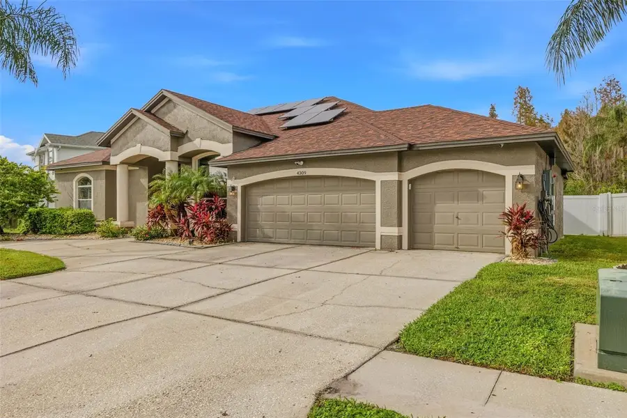 4309 Waterford Landing Drive, Lutz, FL 33558 - Image #2