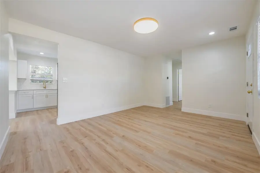 4323 S Lois Avenue, Tampa, FL 33611 - Image #3