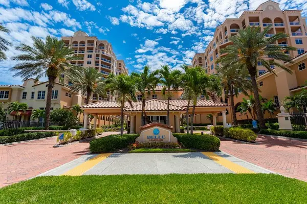525 Mandalay Avenue #33, CLEARWATER BEACH, FL 33767