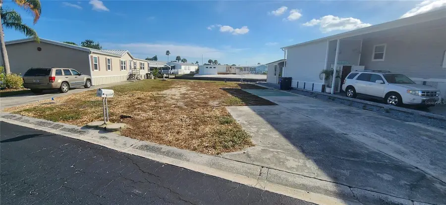 158 S Saint Thomas Circle, Apollo Beach, FL 33572 - Image #2