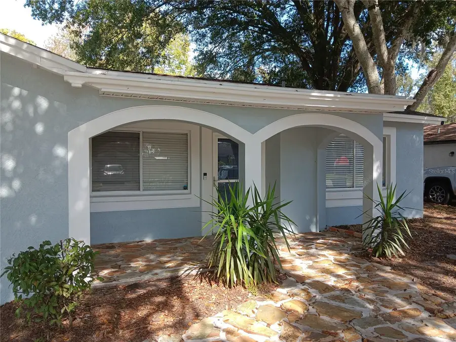 21439 Northwood Drive, Lutz, FL 33549 - Image #3