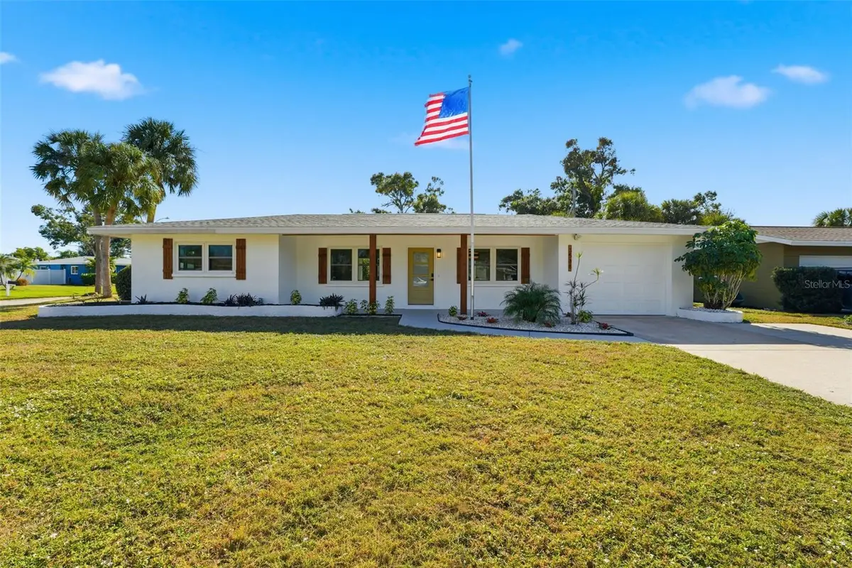 3538 Fairview Drive, Sarasota, FL 34239 - Image #1
