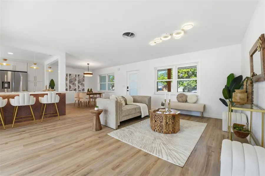 3538 Fairview Drive, Sarasota, FL 34239 - Image #2