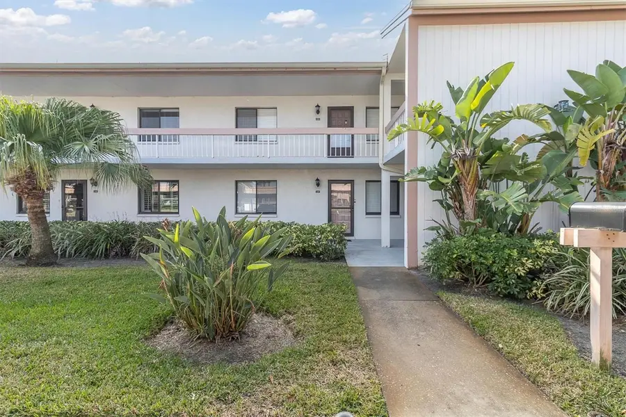 108 Lakeview Place #108, Oldsmar, FL 34677 - Image #2