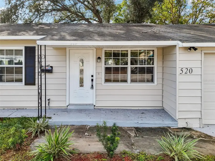 520 Freeport Avenue N, Saint Petersburg, FL 33702 - Image #2