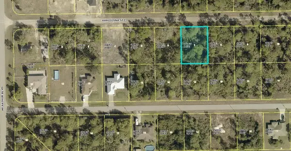 1020 Barcelona Street E, LEHIGH ACRES, FL 33974