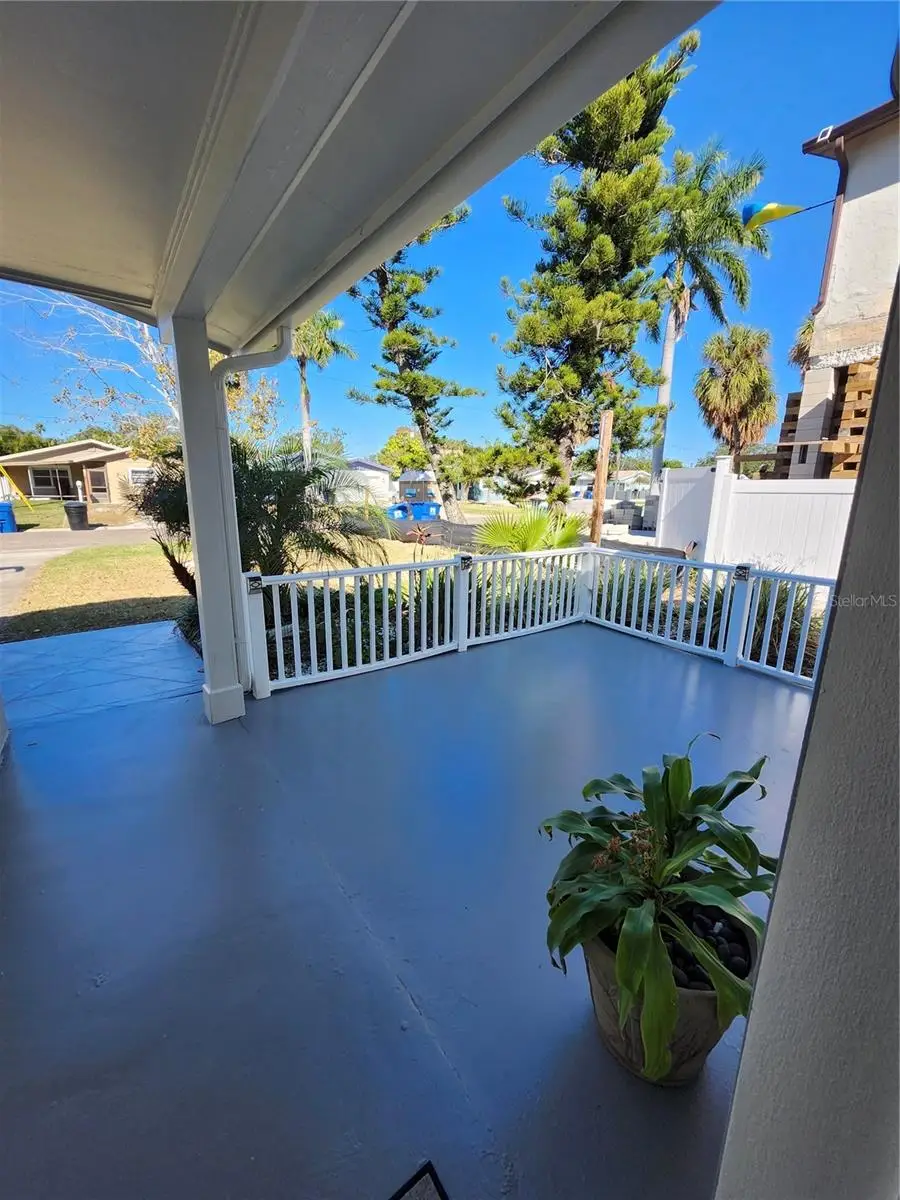 1818 Shore Acres Boulevard Ne, Saint Petersburg, FL 33703 - #2