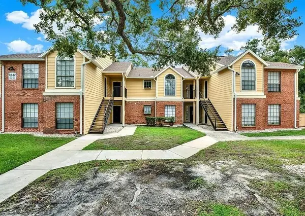 8625 Mallard Reserve Drive #204, TAMPA, FL 33614