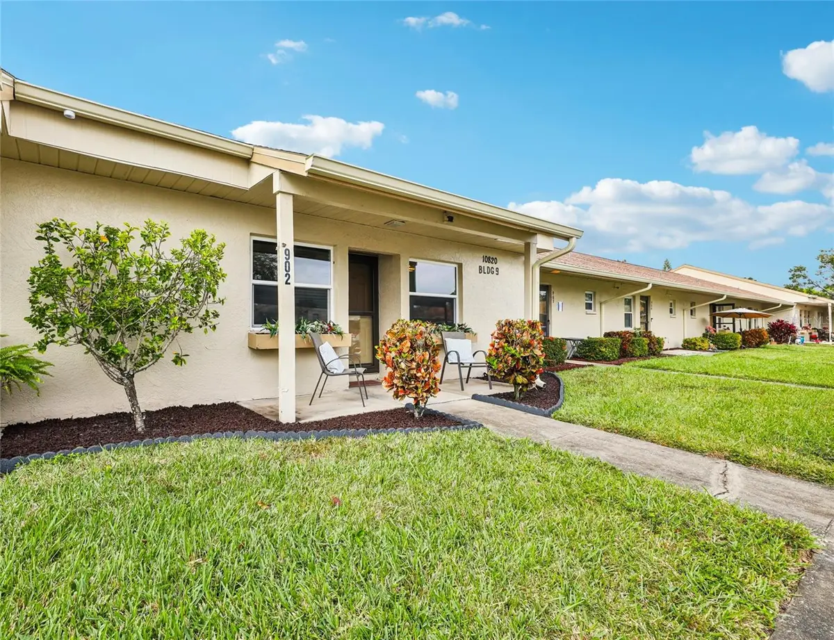 10820 43rd Street N #902, Clearwater, FL 33762 - Image #1
