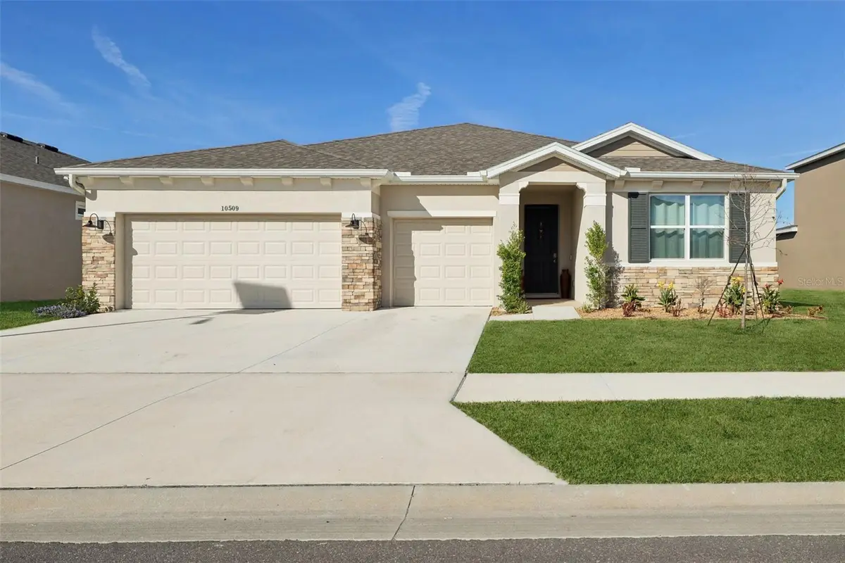 10509 Bridgegate Heights Loop, San Antonio, FL 33576 - Image #1