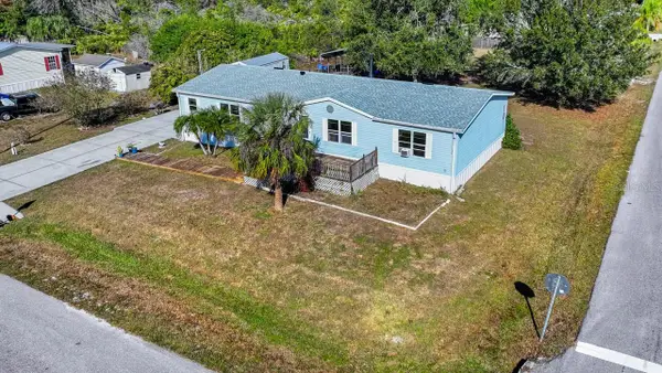 2201 Metro Drive, RUSKIN, FL 33570