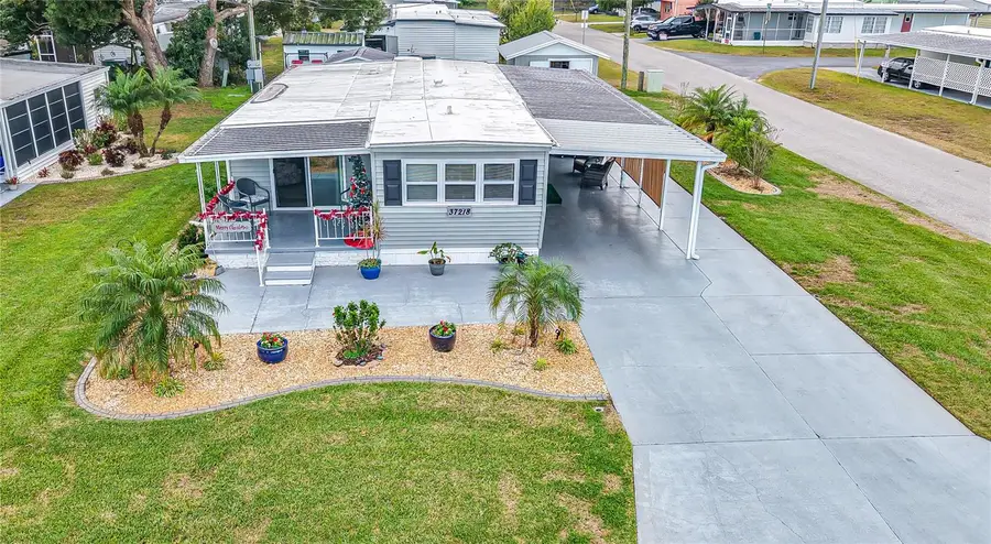 37218 Sandra Avenue, Zephyrhills, FL 33542 - Image #2