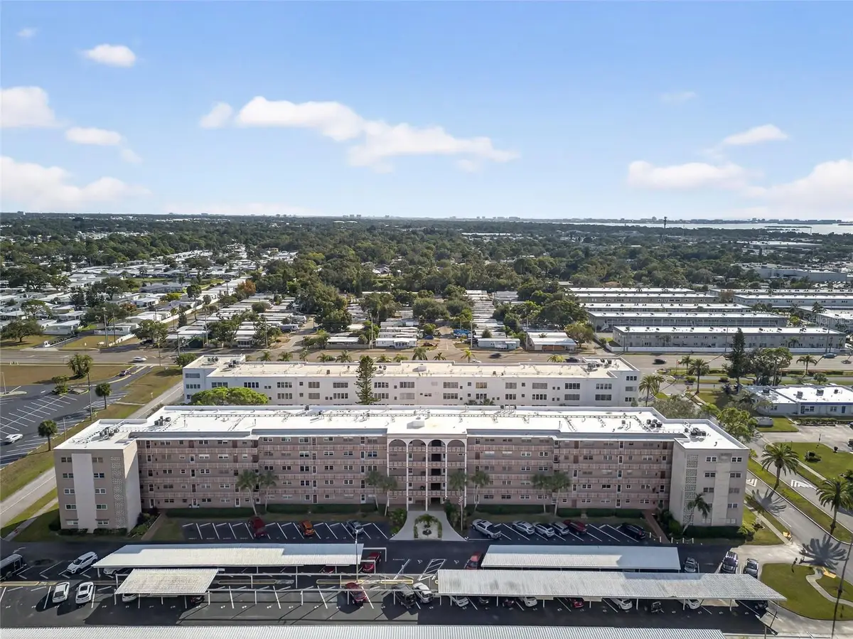 5521 80th Street N #511, Saint Petersburg, FL 33709 - Image #1