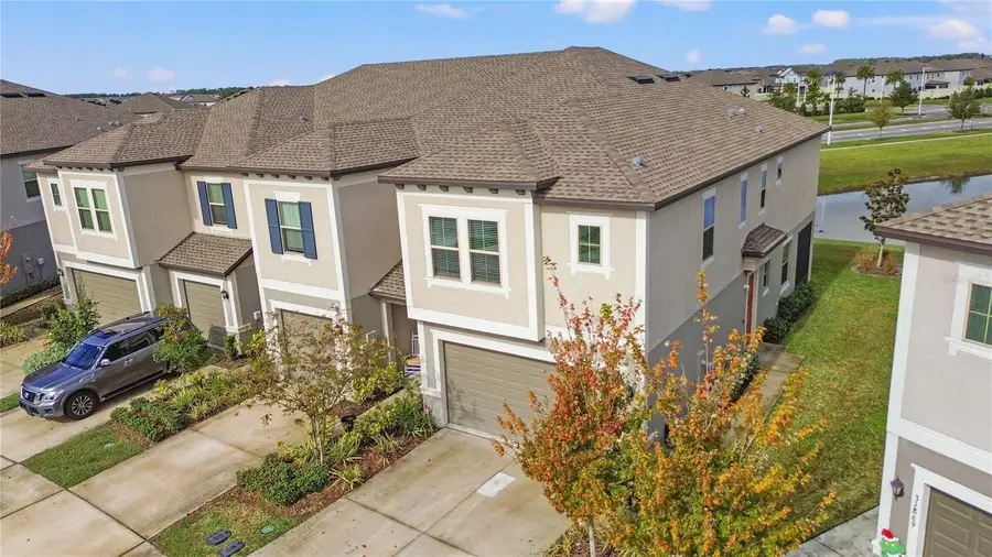 31865 Blue Passing Loop, Wesley Chapel, FL 33545 - Image #2