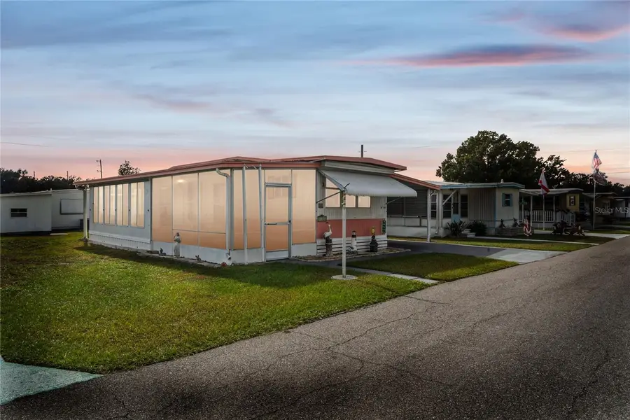 38536 Remora Avenue, Zephyrhills, FL 33542 - Image #2