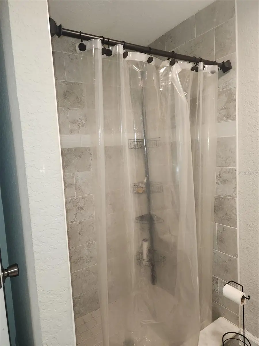 2439 Lakeview Street, Lakeland, FL 33801 - Image #2