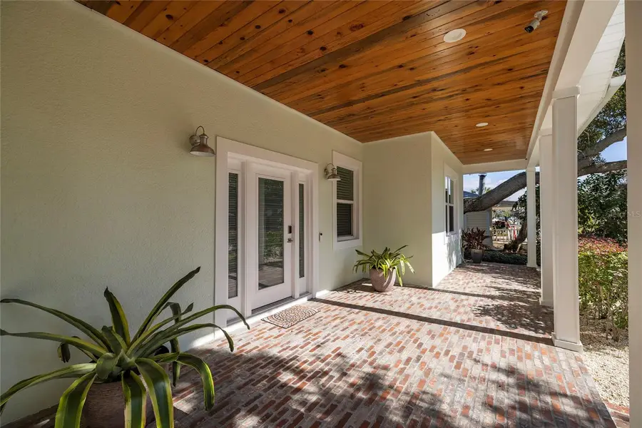 416 Indiana Avenue, Crystal Beach, FL 34681 - Image #2
