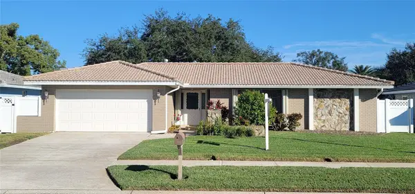 6733 122nd Street, SEMINOLE, FL 33772