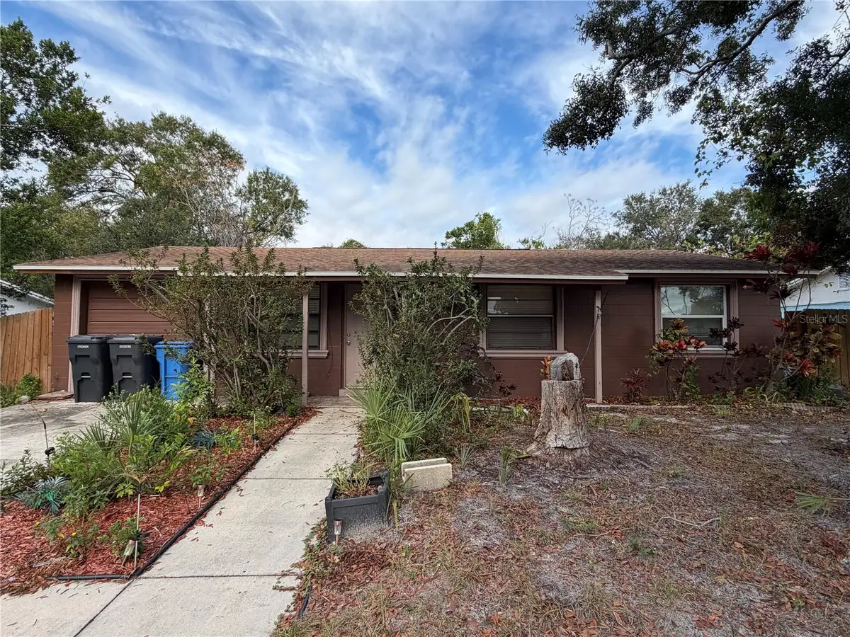 6513 Runningwoods Drive, Tampa, FL 33634 - Image #1
