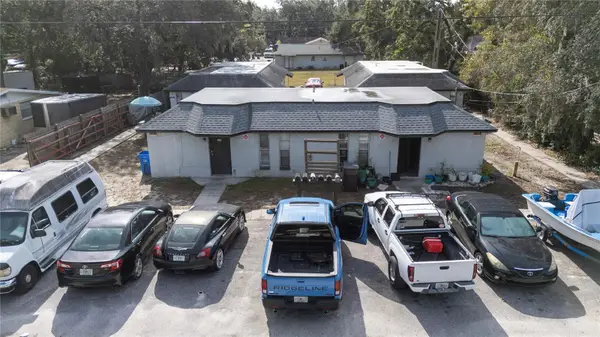 1517 E 142nd Avenue, TAMPA, FL 33613