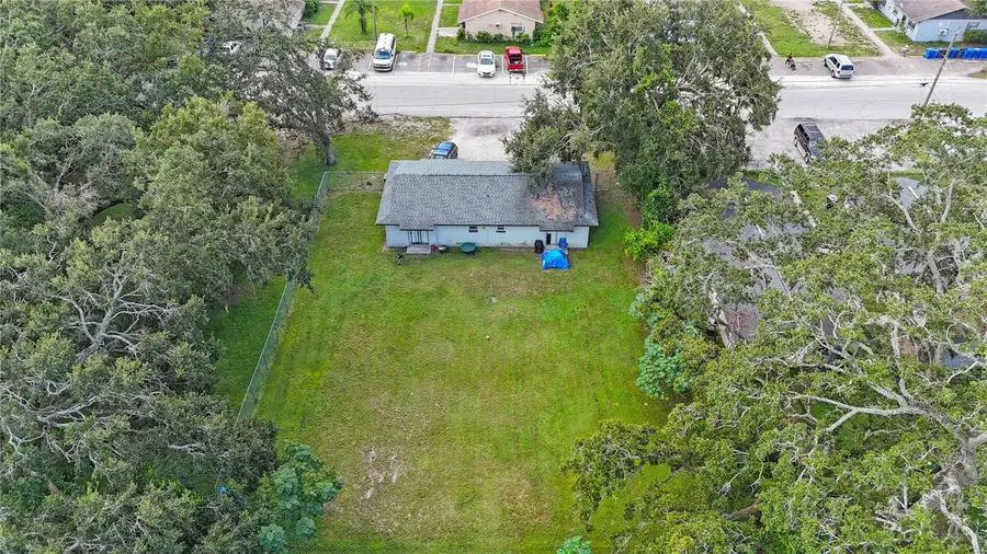 1517 E 142nd Avenue, Tampa, FL 33613 - Image #3