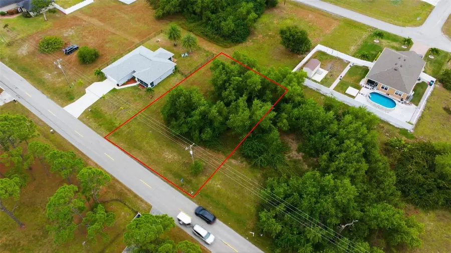 618 Jacaranda Parkway E, Cape Coral, FL 33909 - Image #3