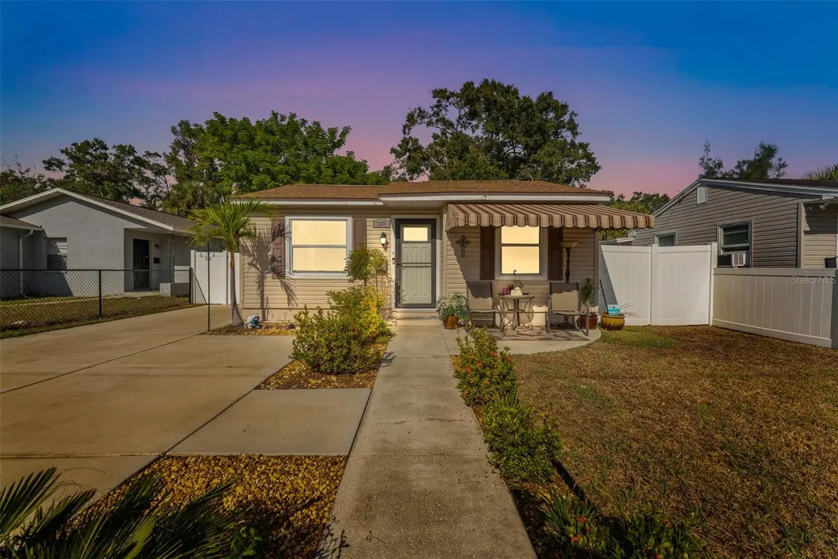 3929 10th Avenue S, Saint Petersburg, FL 33711 - Image #1