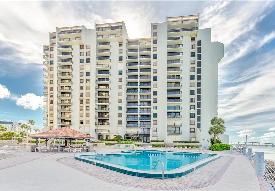 440 S Gulfview Boulevard #1705, Clearwater Beach, FL 33767 - Image #3