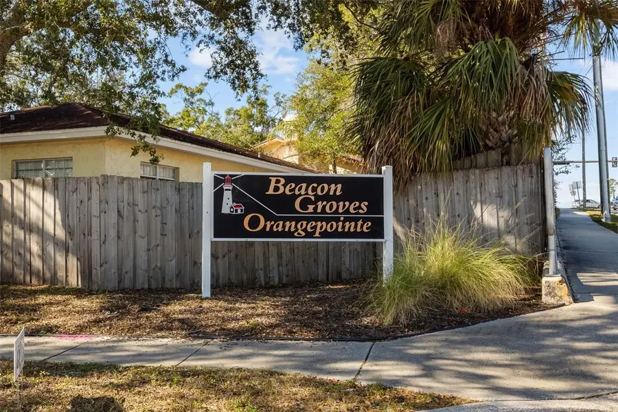 2490 Grove Ridge Drive, Palm Harbor, FL 34683 - Image #2