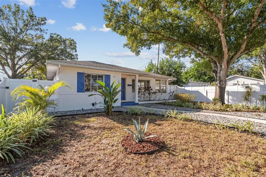 1322 48th Avenue N, Saint Petersburg, FL 33703 - #2