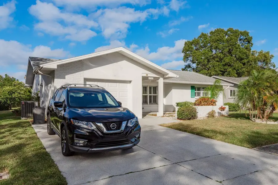 2949 Briar Cliff Drive, Palm Harbor, FL 34684 - Image #3